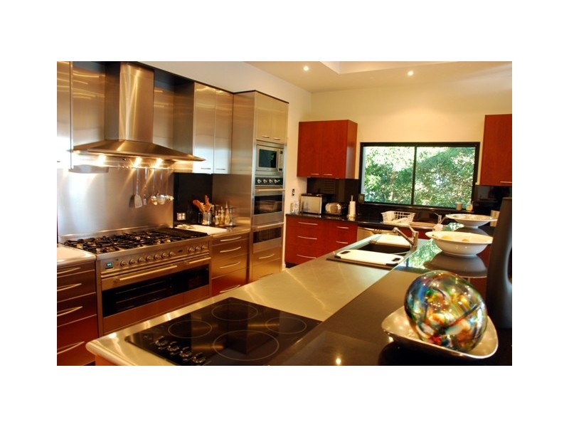 3 Mandalay Road, Airlie Beach QLD 4802