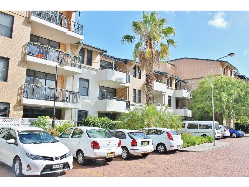 176/4 Dolphin Close, Chiswick NSW 2046