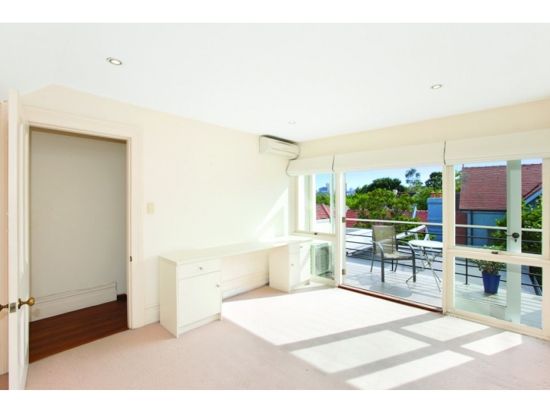 5 The Avenue, Balmain East NSW 2041