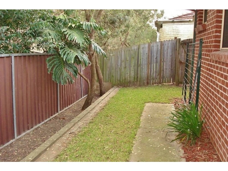 4/9 Laura Street, Gladesville NSW 2111