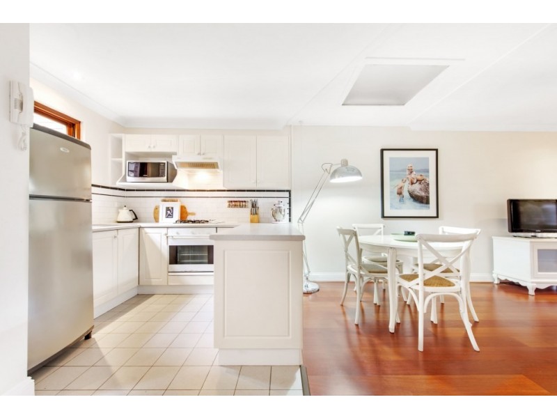 2/108A Beattie Street, Balmain NSW 2041