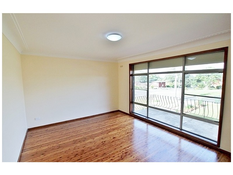 8 Monterey Parade, Ermington NSW 2115