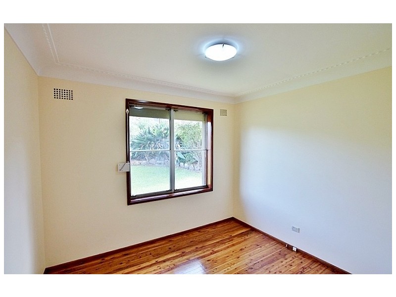 8 Monterey Parade, Ermington NSW 2115