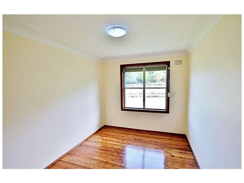 8 Monterey Parade, Ermington NSW 2115