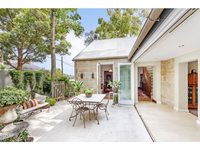 33 Duke Street, Balmain East NSW 2041