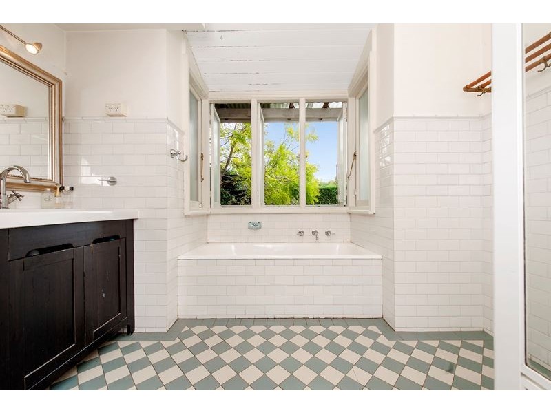 33 Moodie Street, Rozelle NSW 2039