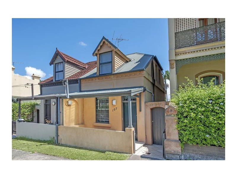 107 Carrington Road, Queens Park NSW 2022