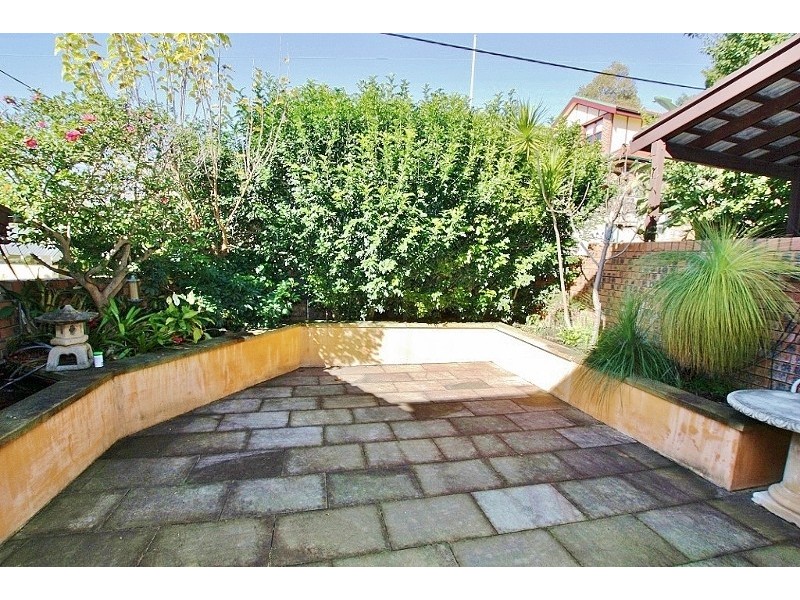 10a Clifton Street, Balmain East NSW 2041