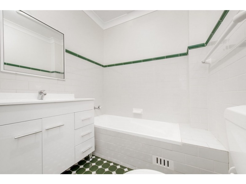 2/18 Hornsey Street, Rozelle NSW 2039