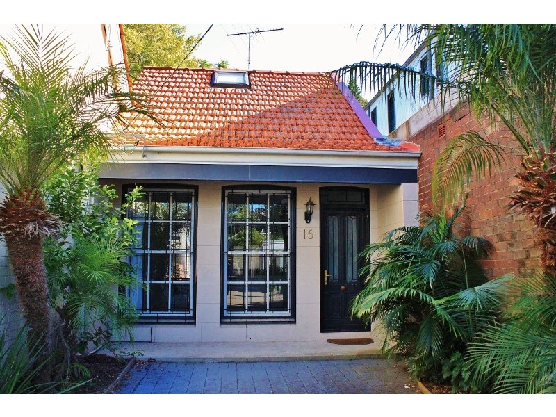 16 Moore Street, Rozelle NSW 2039
