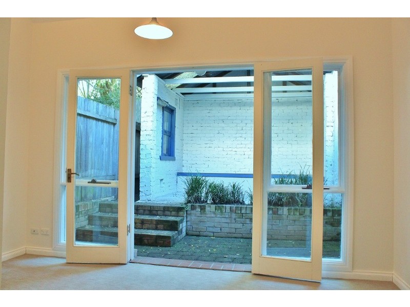 16 Moore Street, Rozelle NSW 2039