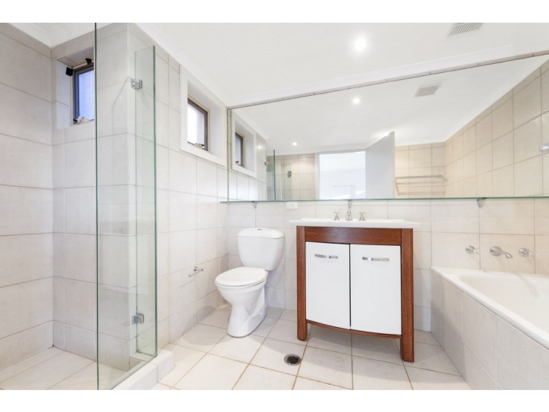 1 Simmons Street, Balmain East NSW 2041