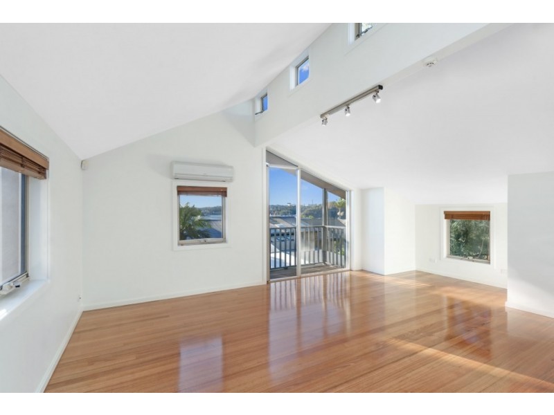 1 Simmons Street, Balmain East NSW 2041