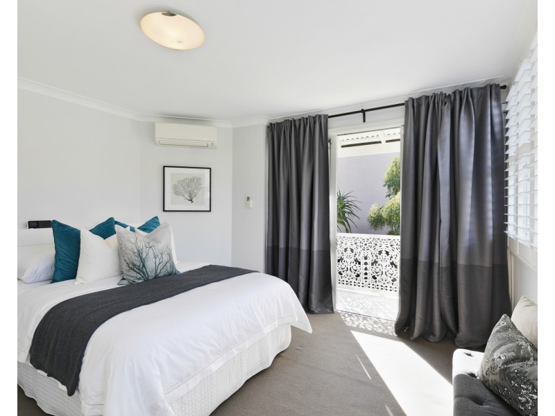 111 Darling Street, Balmain East NSW 2041