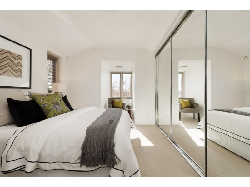 18 Whiting Street, Leichhardt NSW 2040