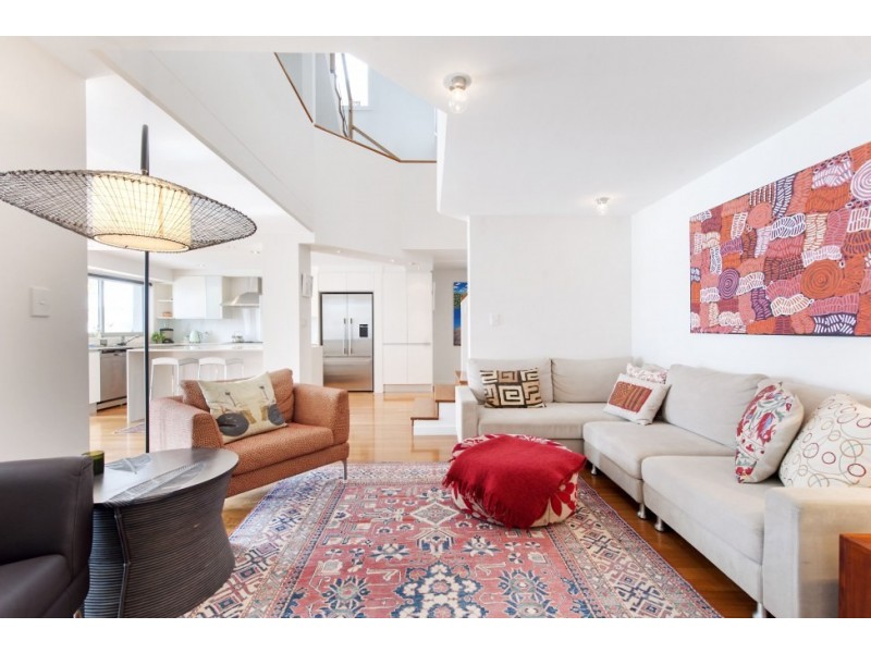 13 Gilchrist Place, Balmain East NSW 2041
