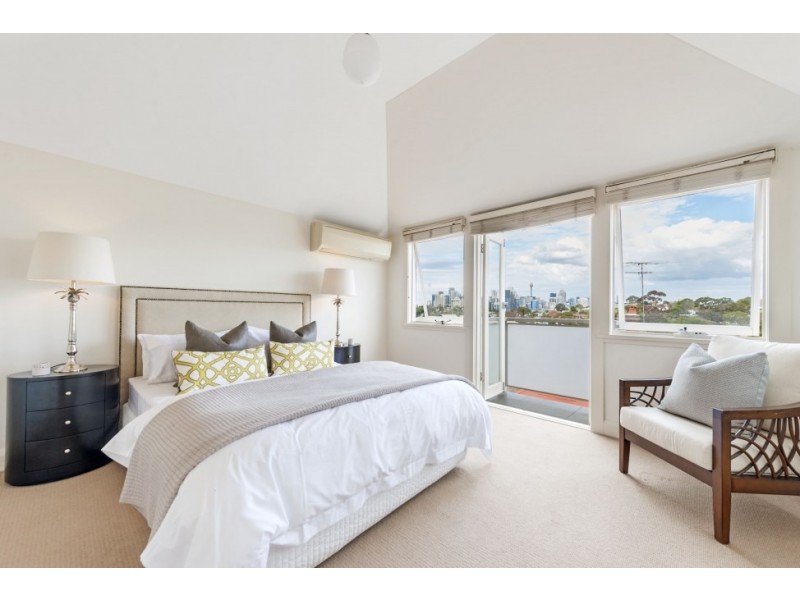 115 Rowntree Street, Birchgrove NSW 2041