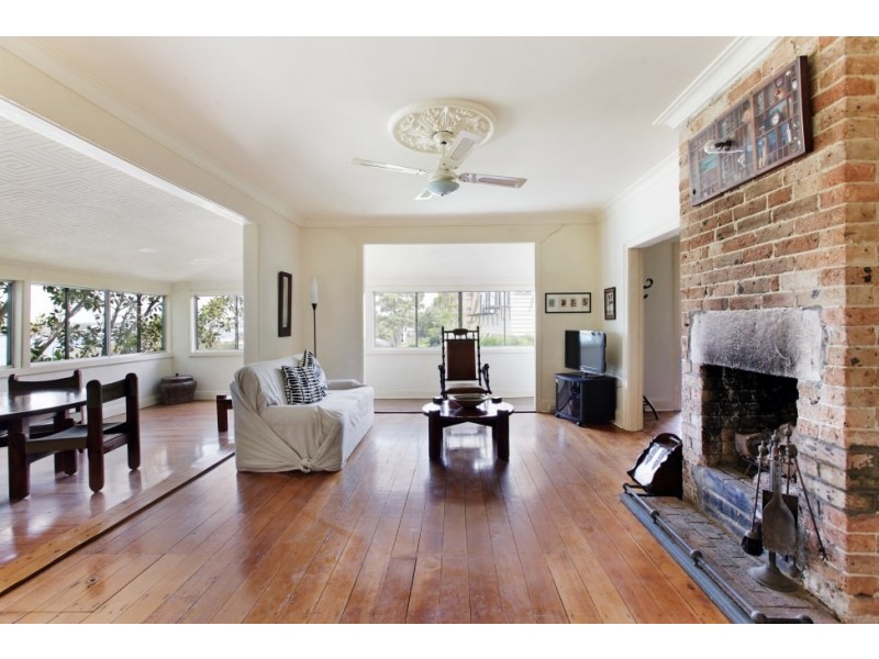 6 Pearson Street, Balmain East NSW 2041