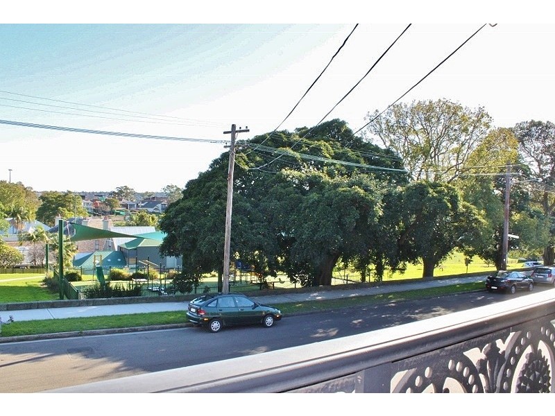 39 Grove Street, Birchgrove NSW 2041