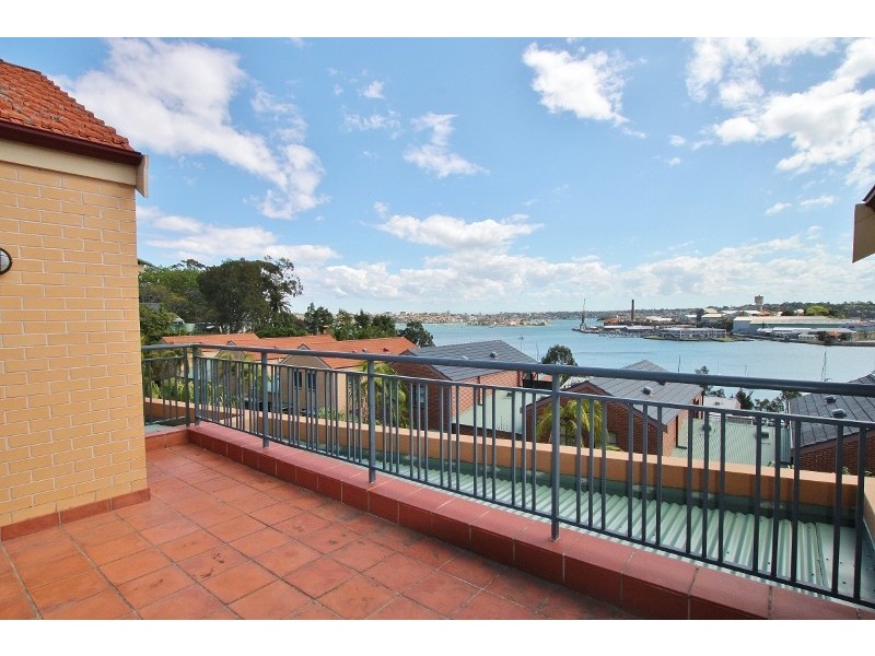 67/8 Water Street, Birchgrove NSW 2041