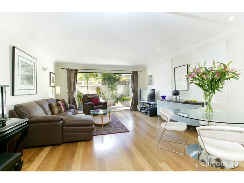 33 Rowntree Street, Balmain NSW 2041