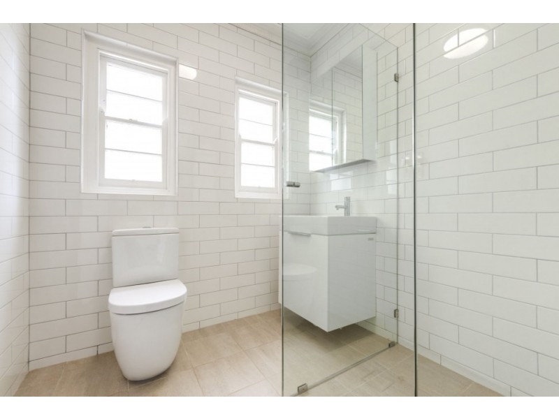 1/4 Nicholson Street, Balmain East NSW 2041