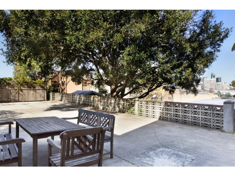 2/16 Union Street, Balmain East NSW 2041
