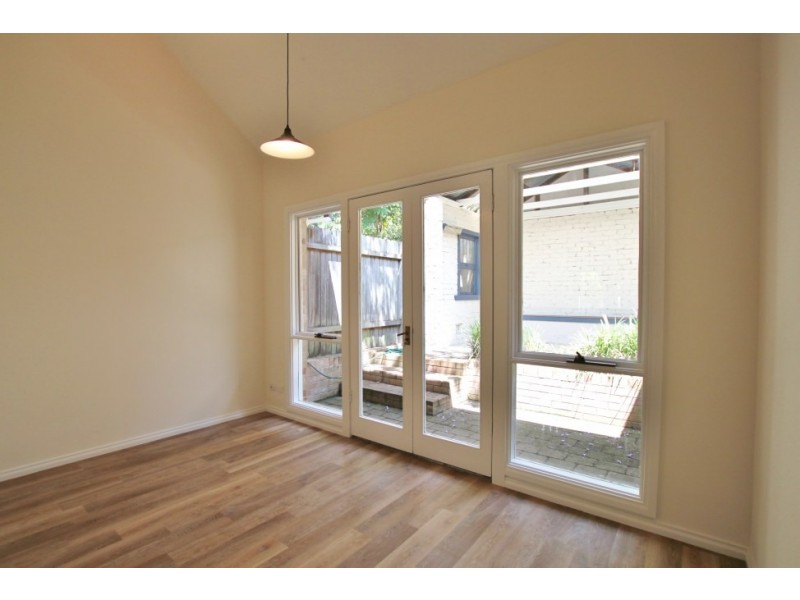 16 Moore Street, Rozelle NSW 2039