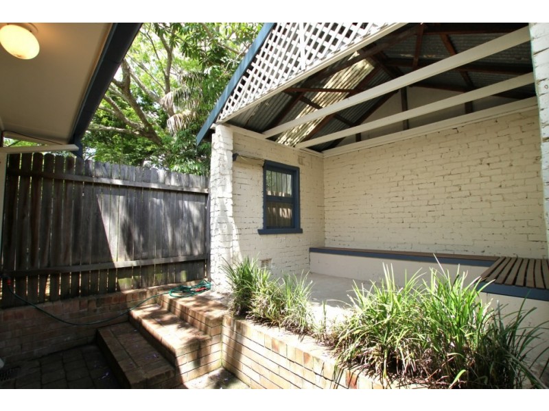 16 Moore Street, Rozelle NSW 2039