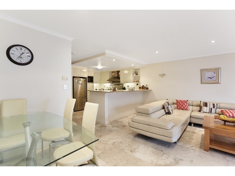 18/8 Water Street, Birchgrove NSW 2041