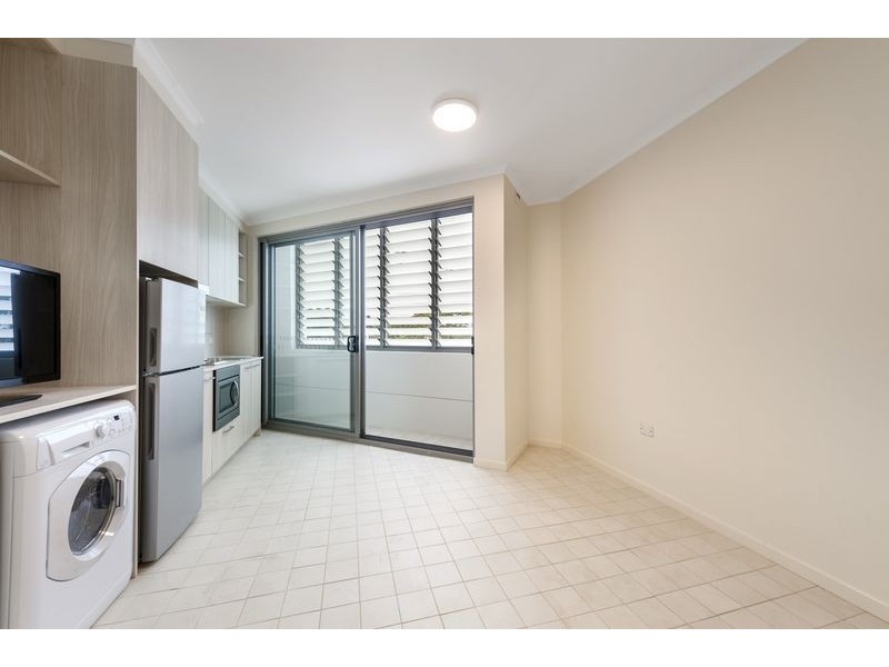 3/11-13 Gleeson Avenue, Sydenham NSW 2044