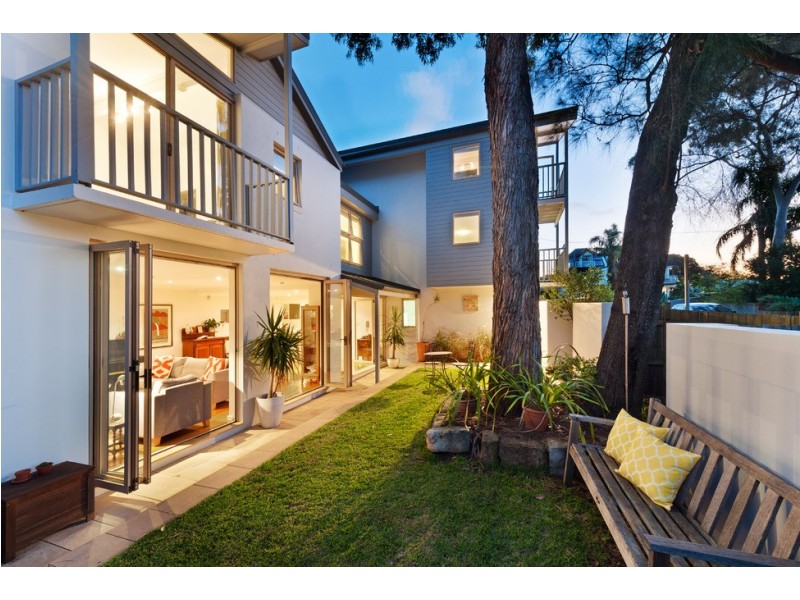 1 Simmons Street, Balmain East NSW 2041