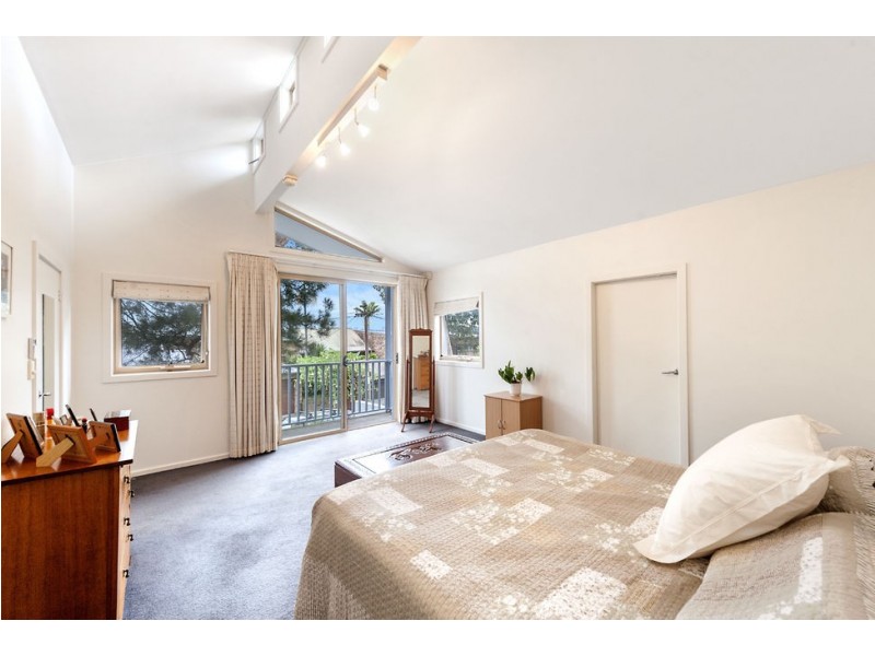 1 Simmons Street, Balmain East NSW 2041