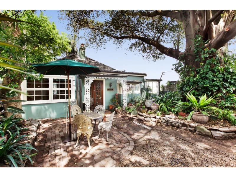 6 Pearson Street, Balmain East NSW 2041