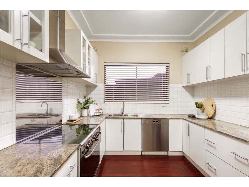 18 Blackwall Point Road, Abbotsford NSW 2046