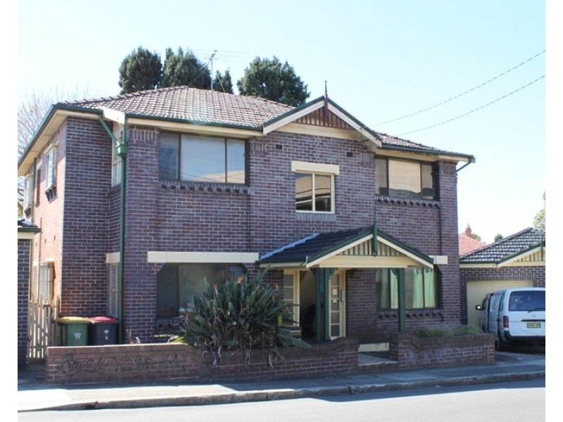 2/9 Elizabeth Street, Ashfield NSW 2131