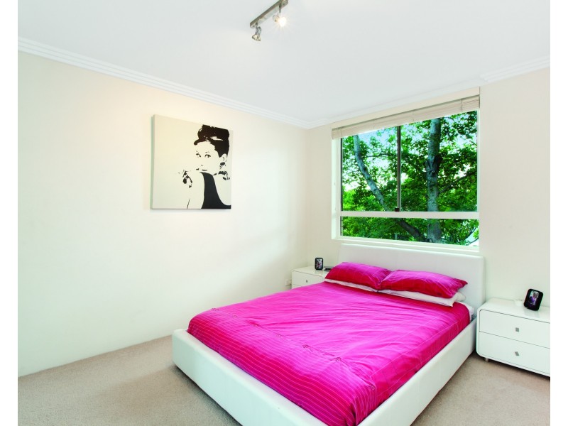 2/31 Church Street, Birchgrove NSW 2041