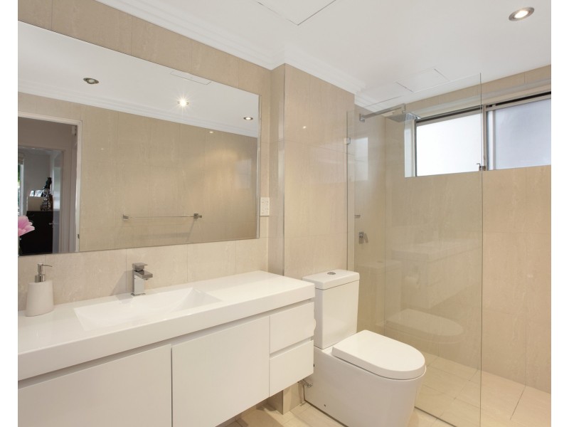 2/31 Church Street, Birchgrove NSW 2041
