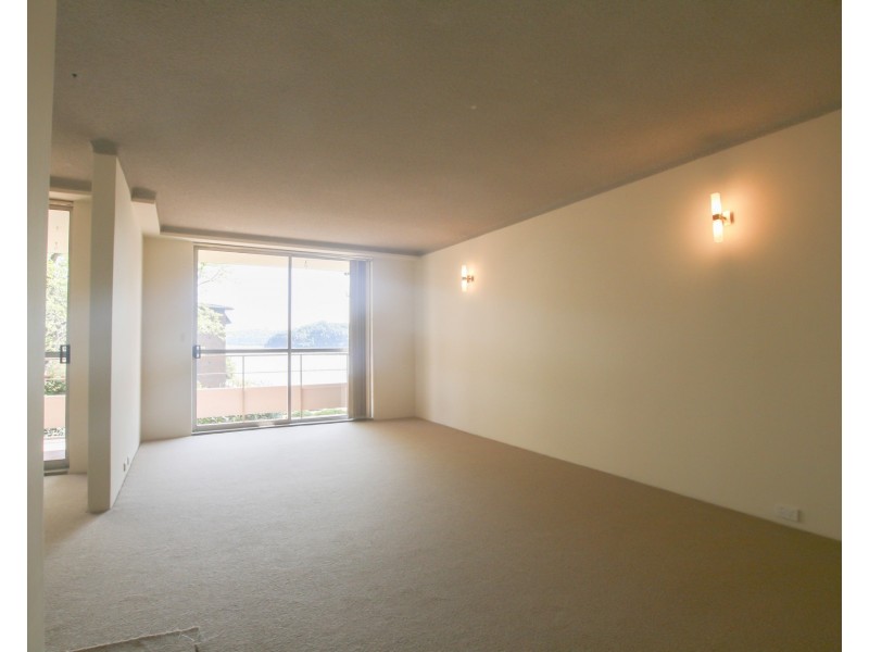 9/8 Lookes Avenue, Balmain East NSW 2041