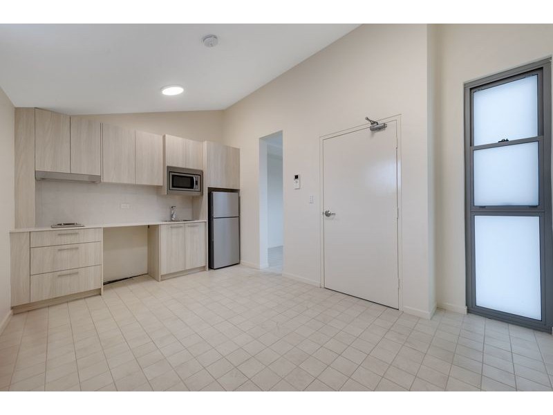 2/11-13 Gleeson Avenue, Sydenham NSW 2044