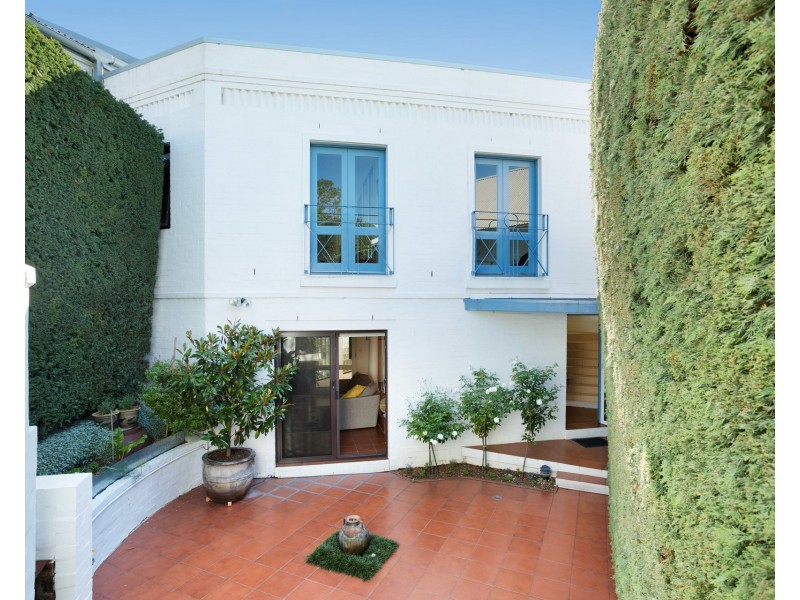 10 Hart Street, Balmain East NSW 2041