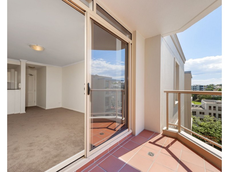 803/32 Warayama Place, Balmain NSW 2041