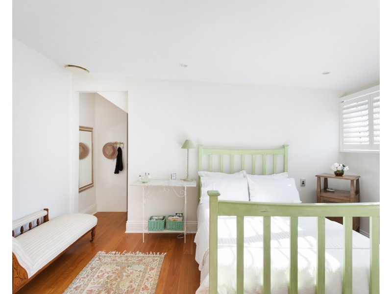 17 Louisa Road, Birchgrove NSW 2041