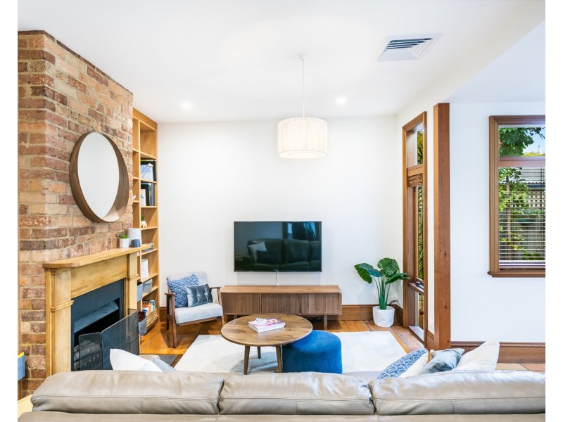 70 Curtis Road, Balmain NSW 2041