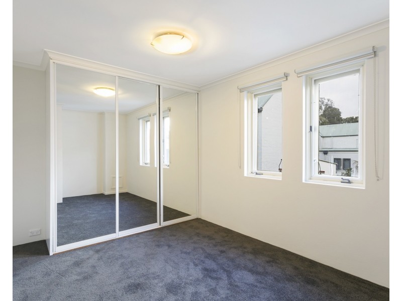 5/39 McKell Street, Birchgrove NSW 2041