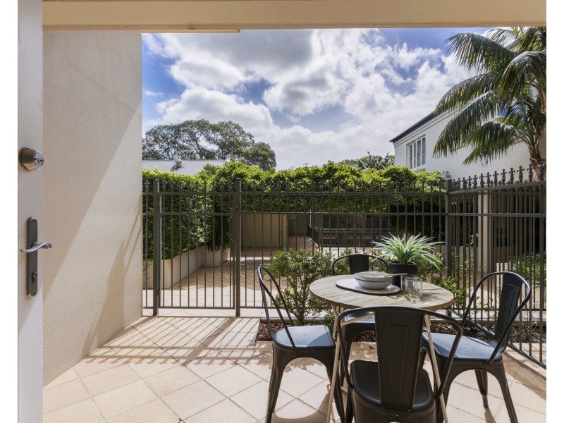 Loft 4/2-6 Thames Street, Balmain NSW 2041