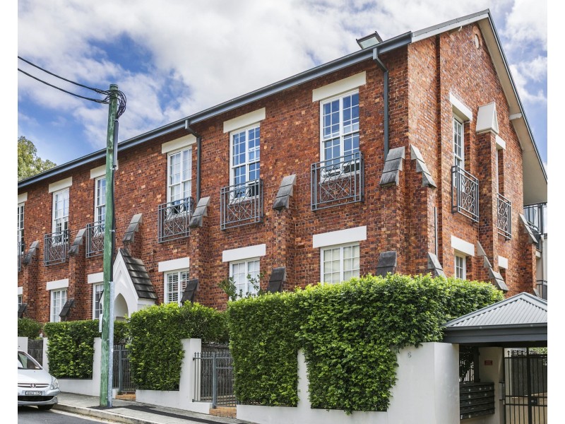 Loft 4/2-6 Thames Street, Balmain NSW 2041