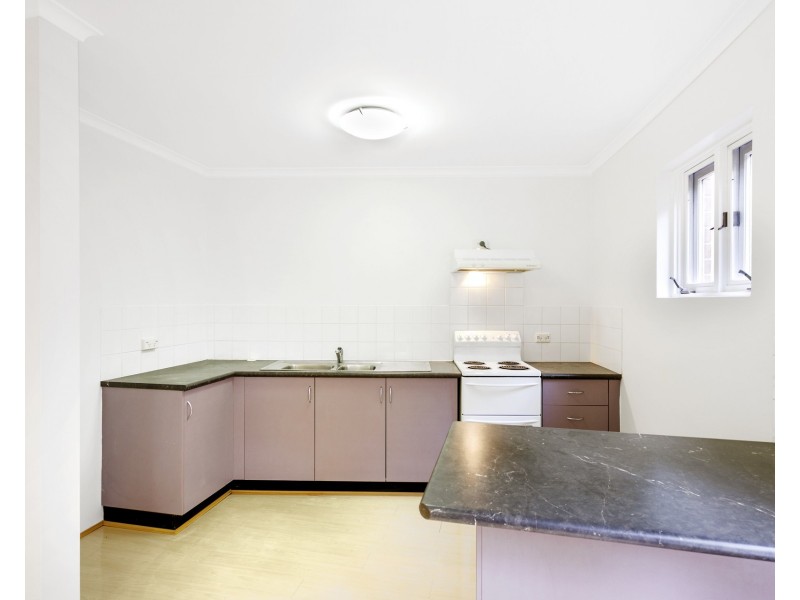 2/1 McKell Street, Birchgrove NSW 2041