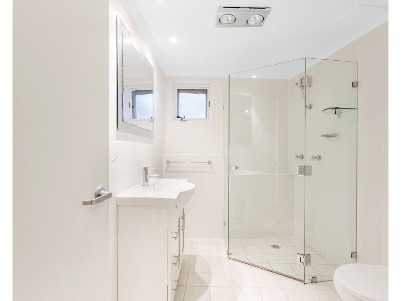 2/1 McKell Street, Birchgrove NSW 2041