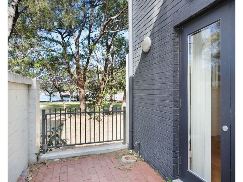 20 McKell Street, Birchgrove NSW 2041